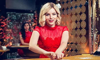 Trận đấu Đá Gà kịch tính trên ee88 app